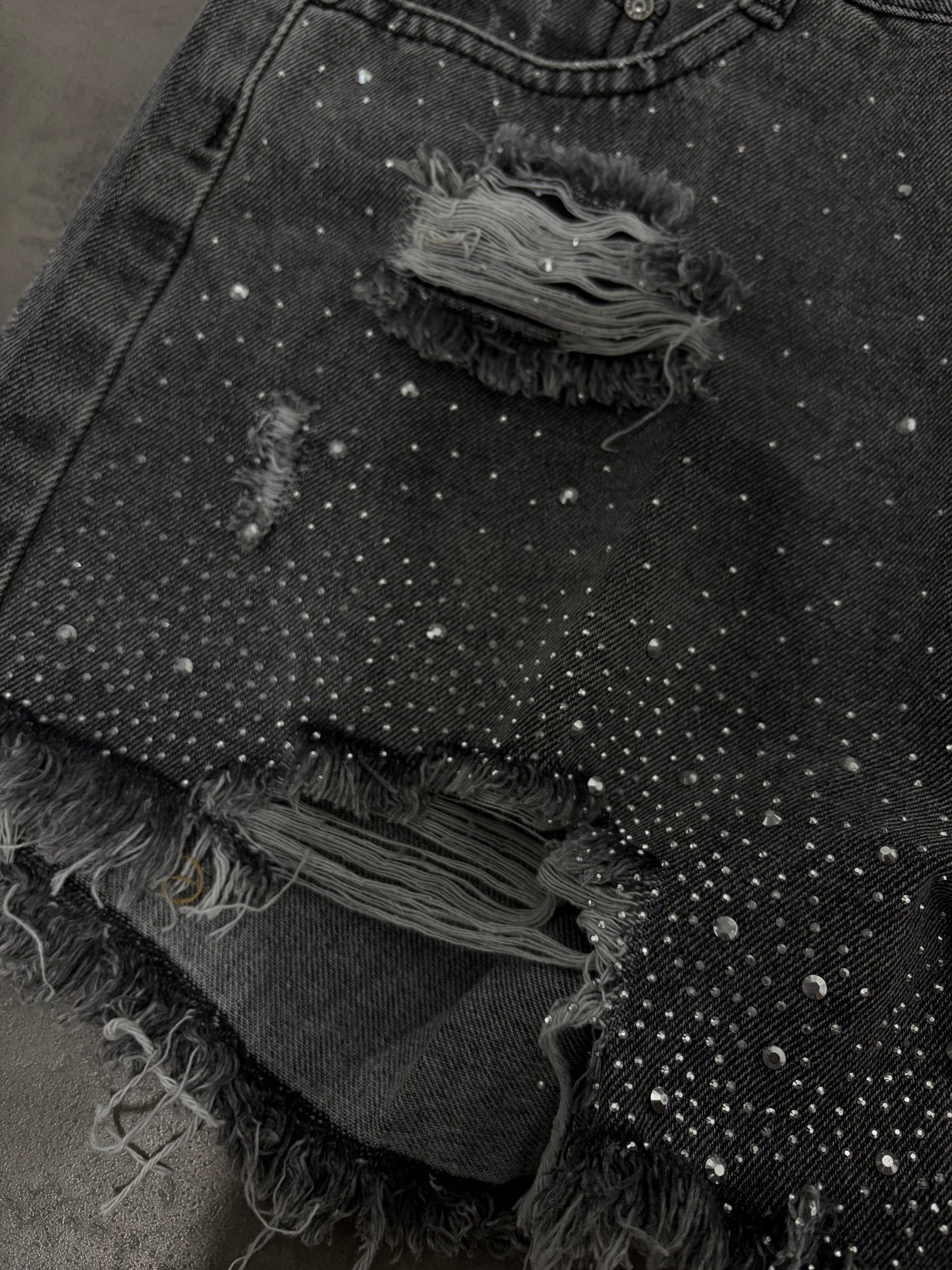 Shorts grey estivo con brillantini