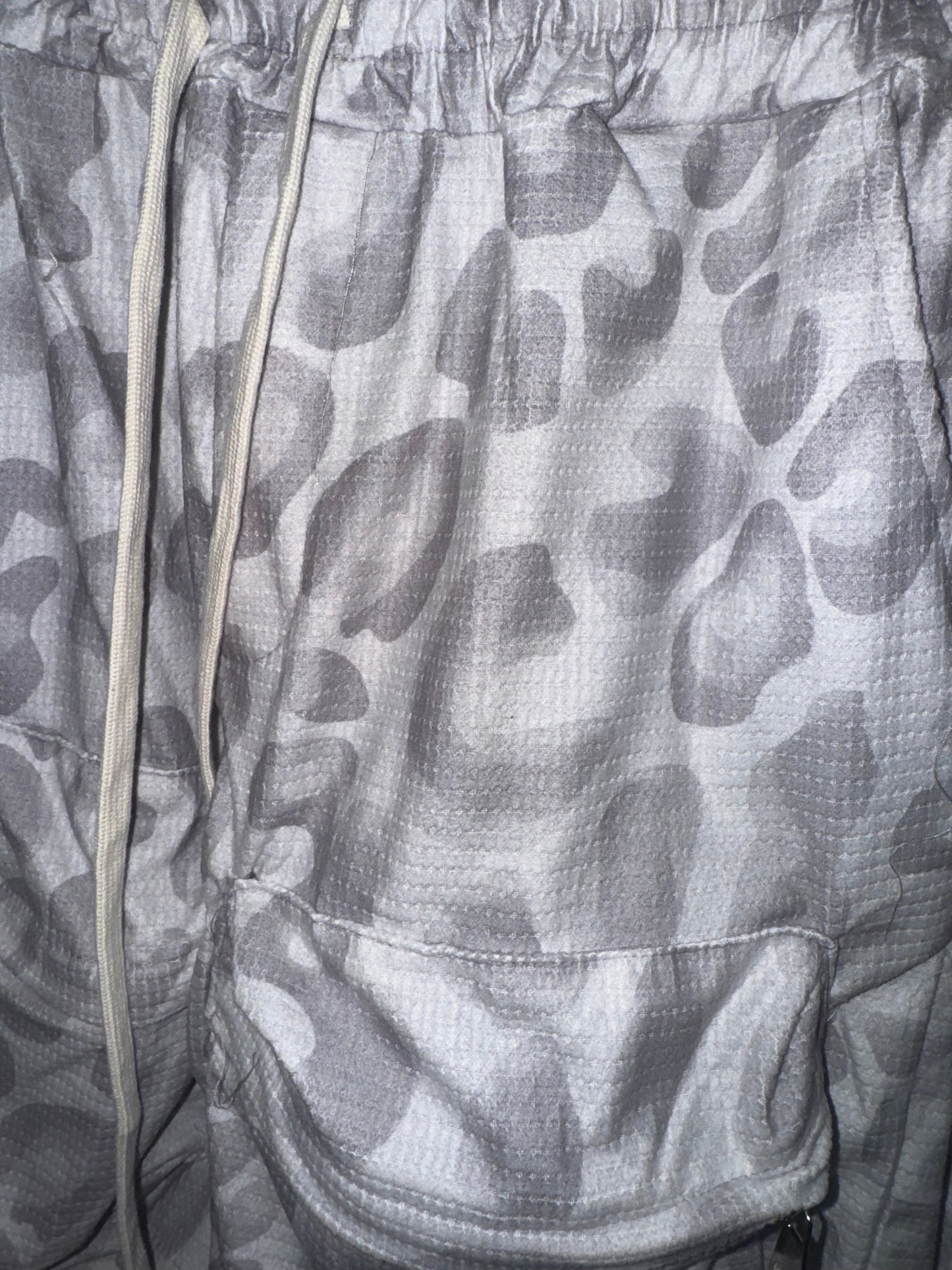 Pantaloncino cargo leopardato 39-B821