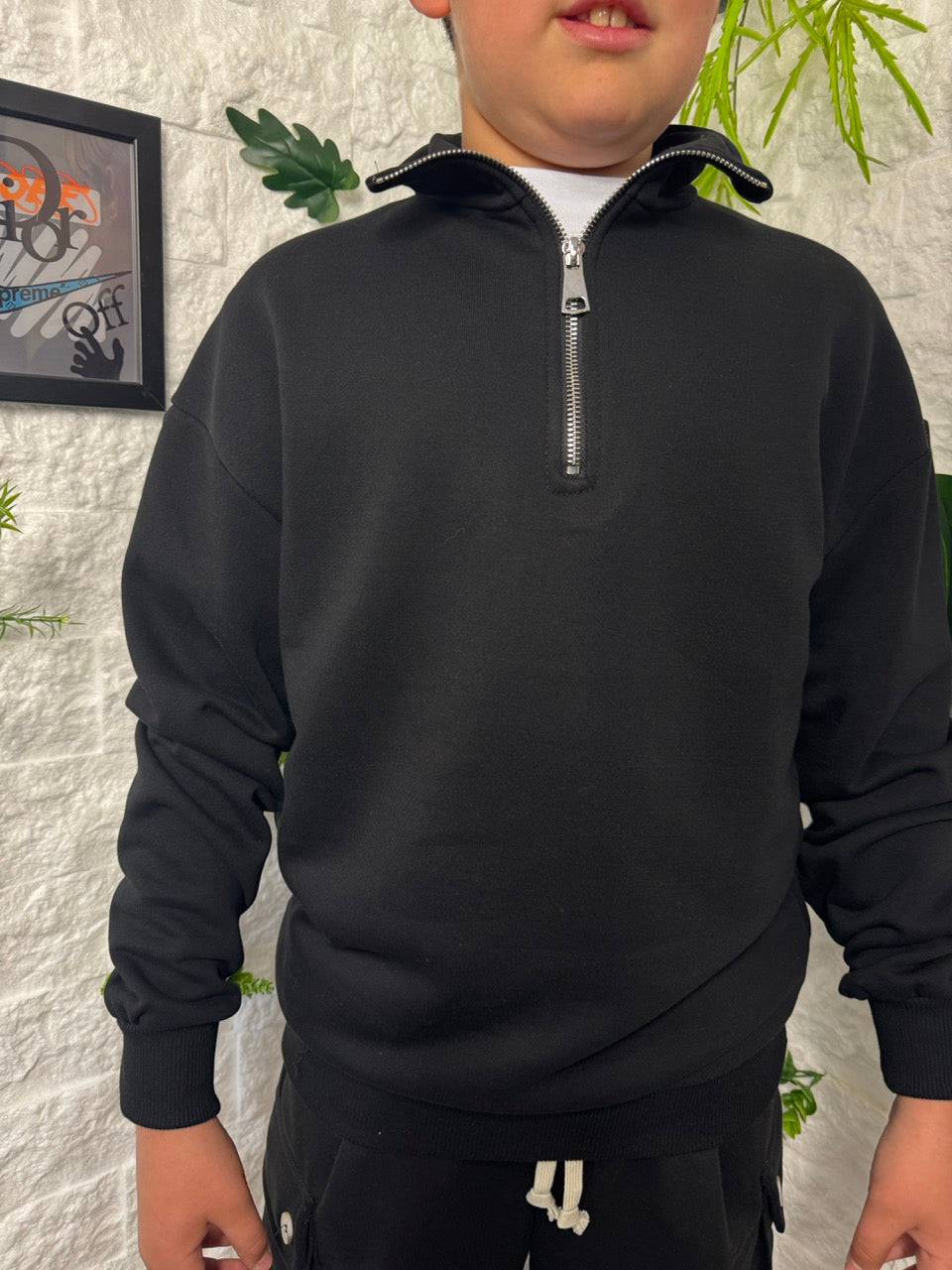 Felpa nera con half zip - GARZATO 10-16 anni