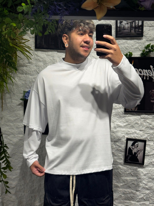 T-shirt bianca in tinta unita a manica lunga - OVERSIZE
