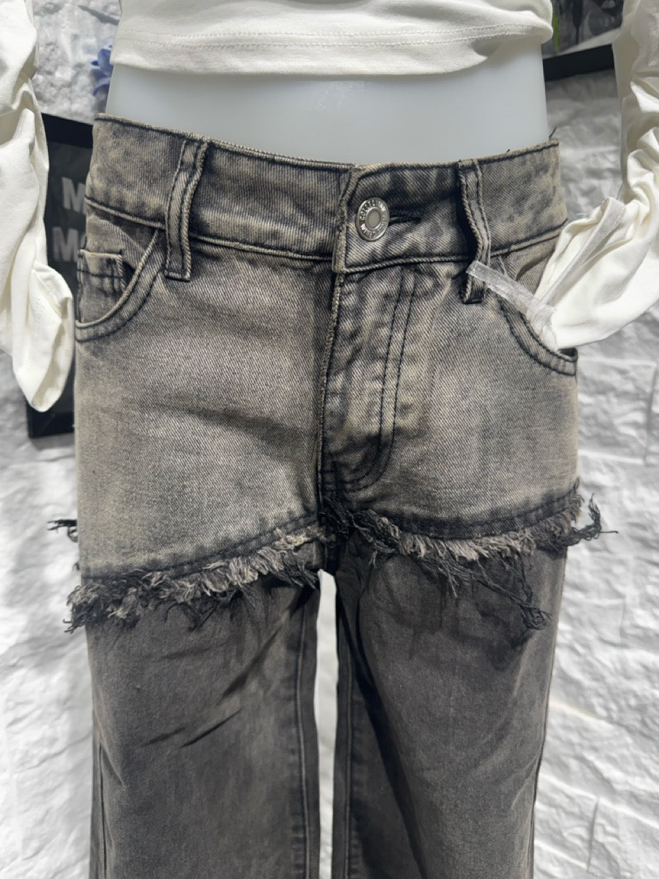 Jeans wide leg grigio in denim con fascia sfrangiata 8-16 anni
