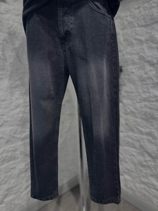Jeans straight nero in denim lavaggio sfumato 10-16 anni