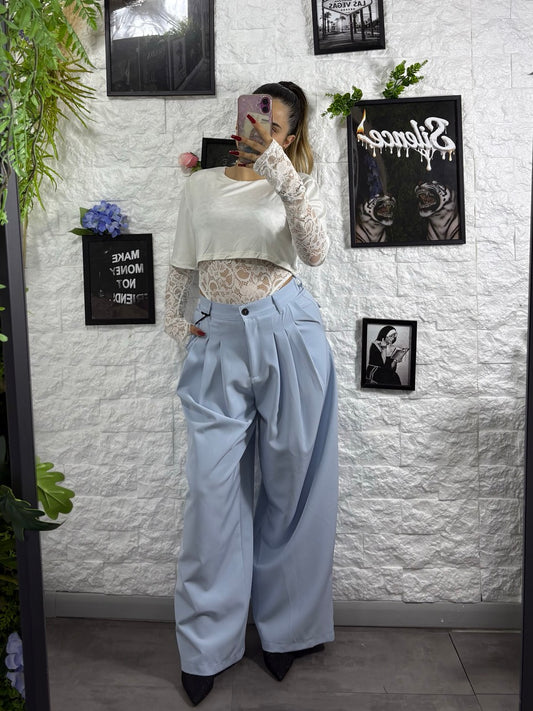 Pantalone a palazzo con pences e linea morbida