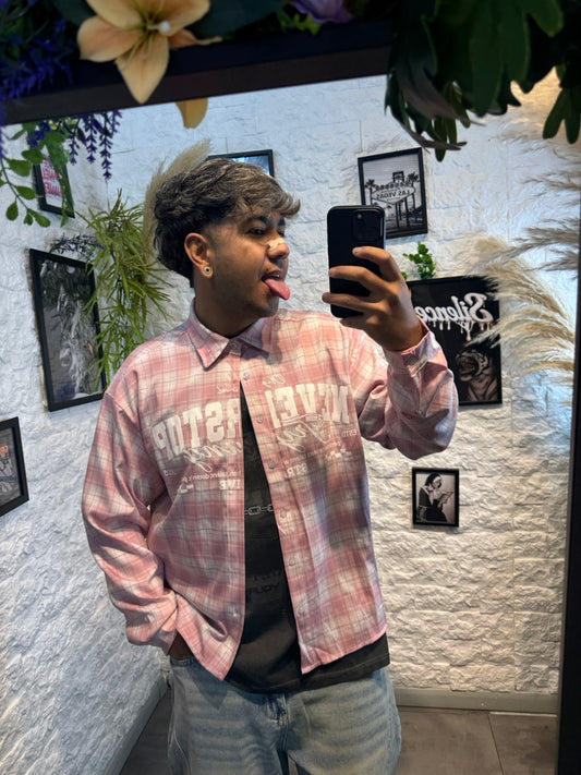 Camicia cropped a quadri rosa con stampa "NEVERSTOP" - OVERSIZE