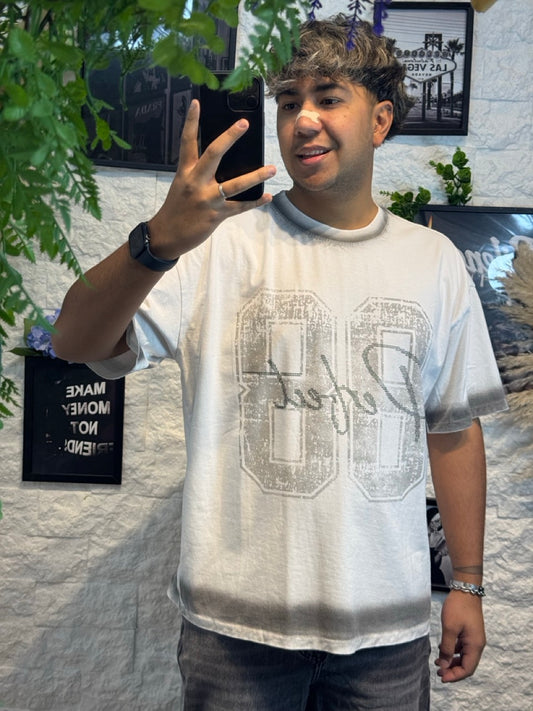 T-shirt bianca con stampa 88 e scritta in brillantini - OVERSIZE