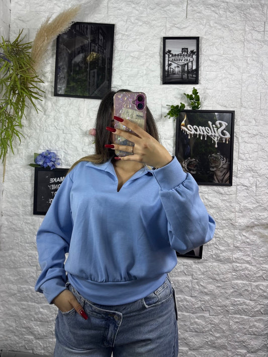 Felpa in tinta unita in tessuto morbido con colletto e scollo a V