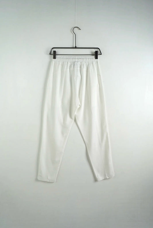 Pantalone panna in misto lino con elastico e laccio in vita