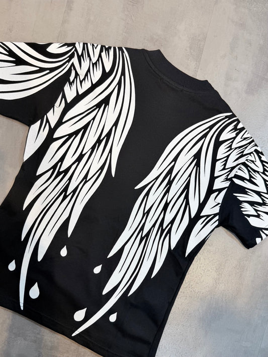 T-shirt nera con stampa "ANGELS" e maxi ali nere 10-16 anni