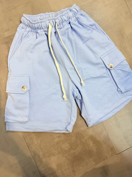 Bermuda cargo celeste in tuta con tasche laterali e laccio 6-16 anni