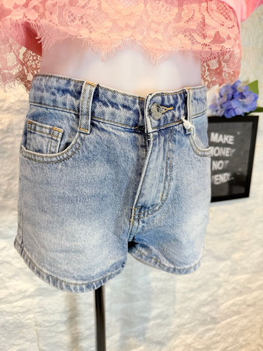 Jeans shorts azzurro chiaro slavato con tasca rosa strass 6-16 anni