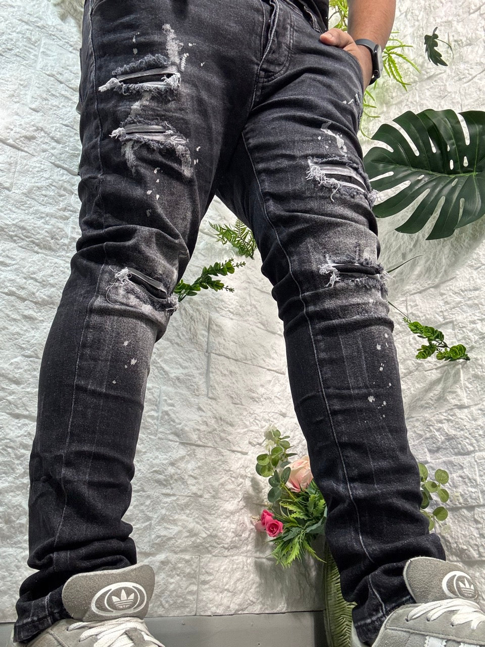 Jeans skinny grigio slavato in denim con schizzi di vernice - MOD "DSQ"