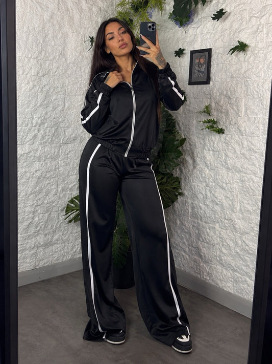 Completo nero con zip e pantalone palazzo con bande laterali - GARZATO