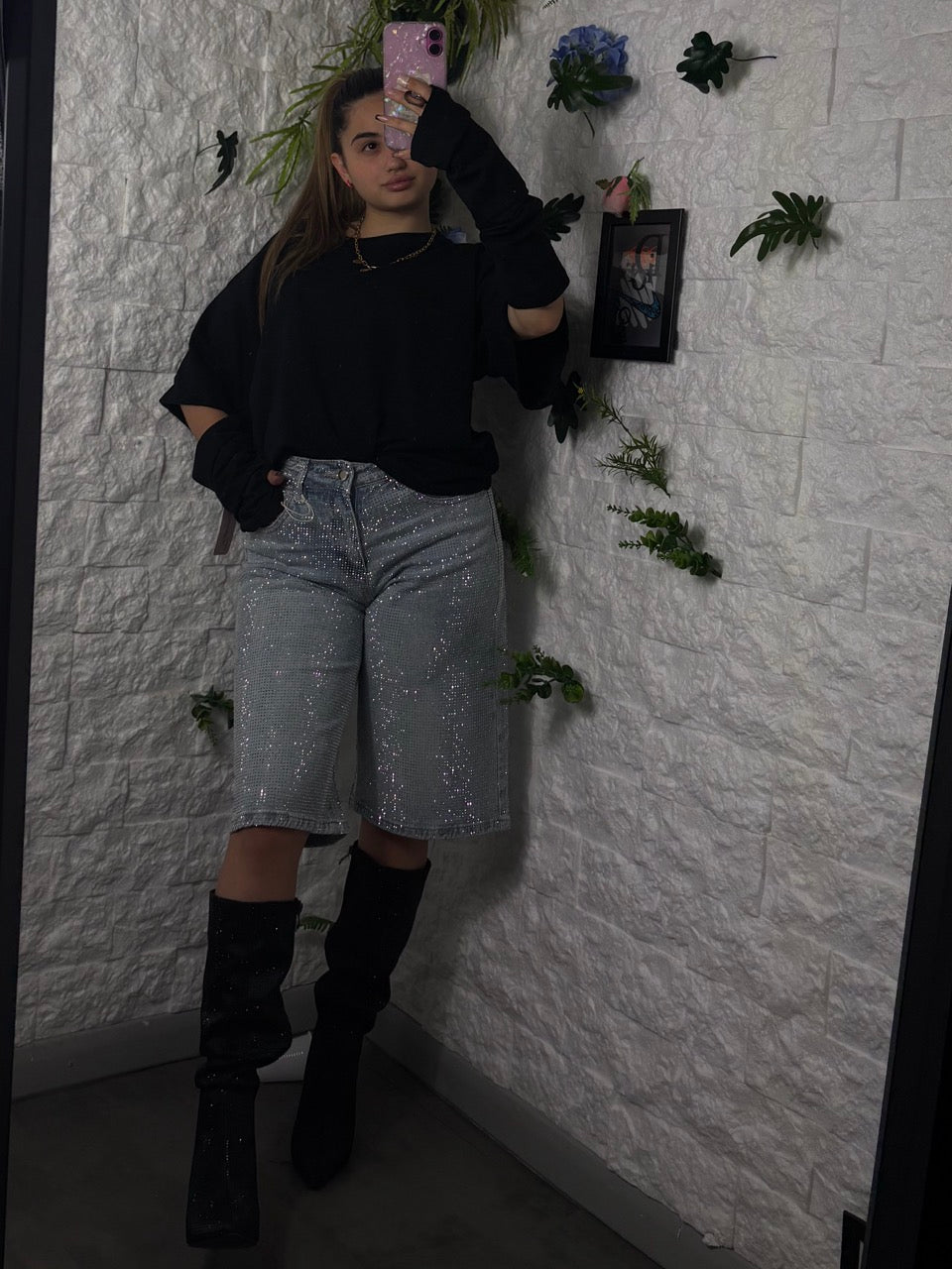 Bermuda in jeans con brillantini modello jogger