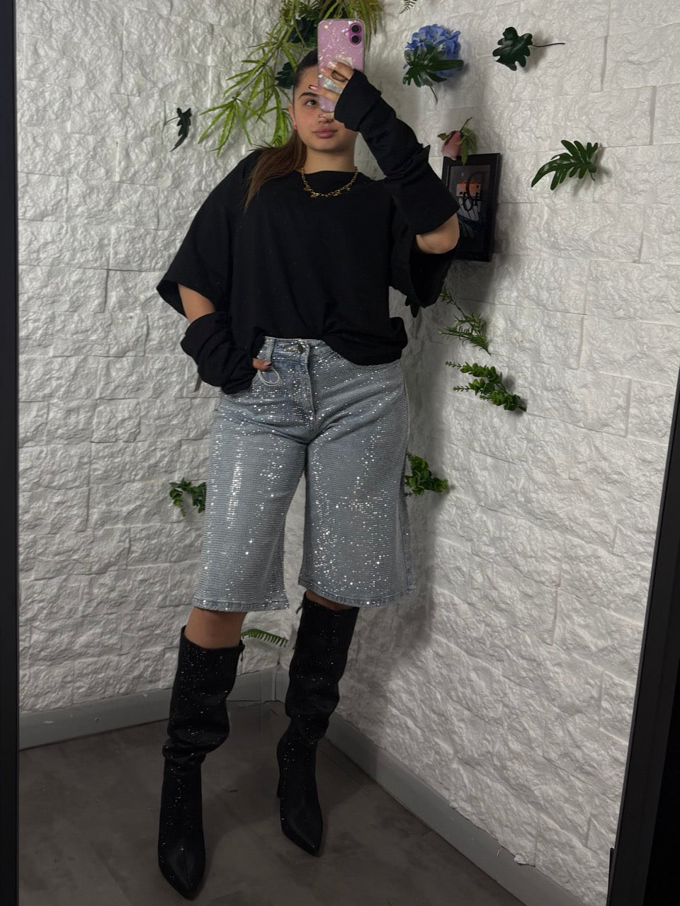 Bermuda in jeans con brillantini modello jogger