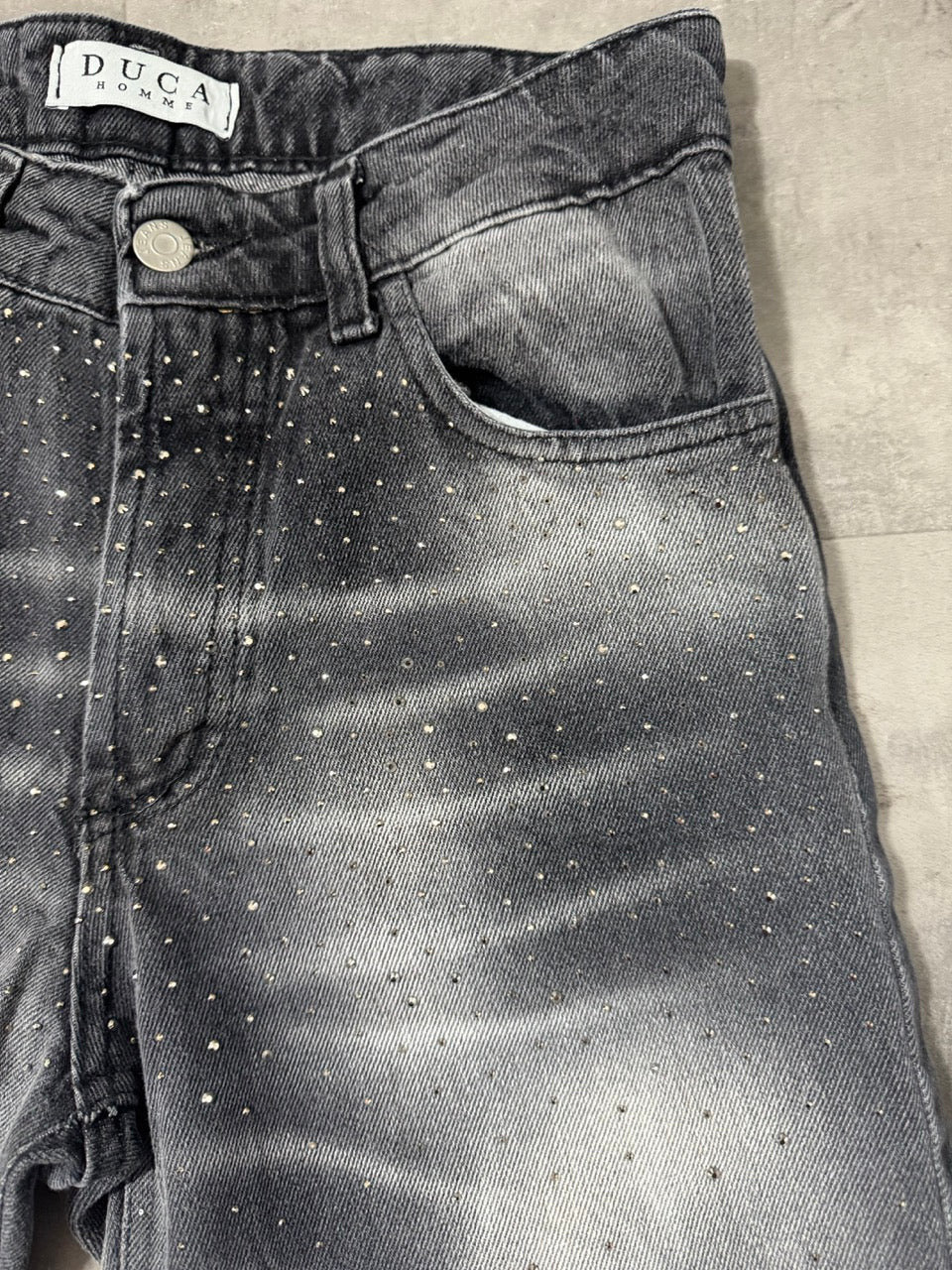 Bermuda in denim grigio slavato con brillantini 10-16 anni
