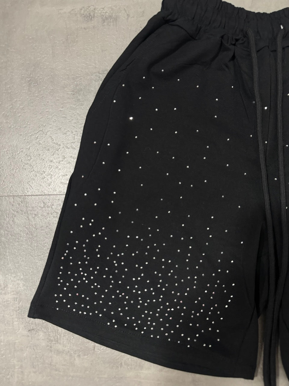 Pantaloncino nero in cotone con brillantini 10-16 anni