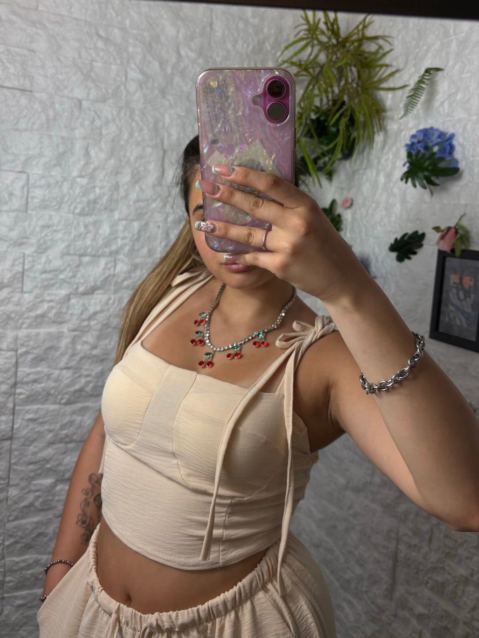 Completo in simil lino con top corsetto regolabile e pantalone a palazzo