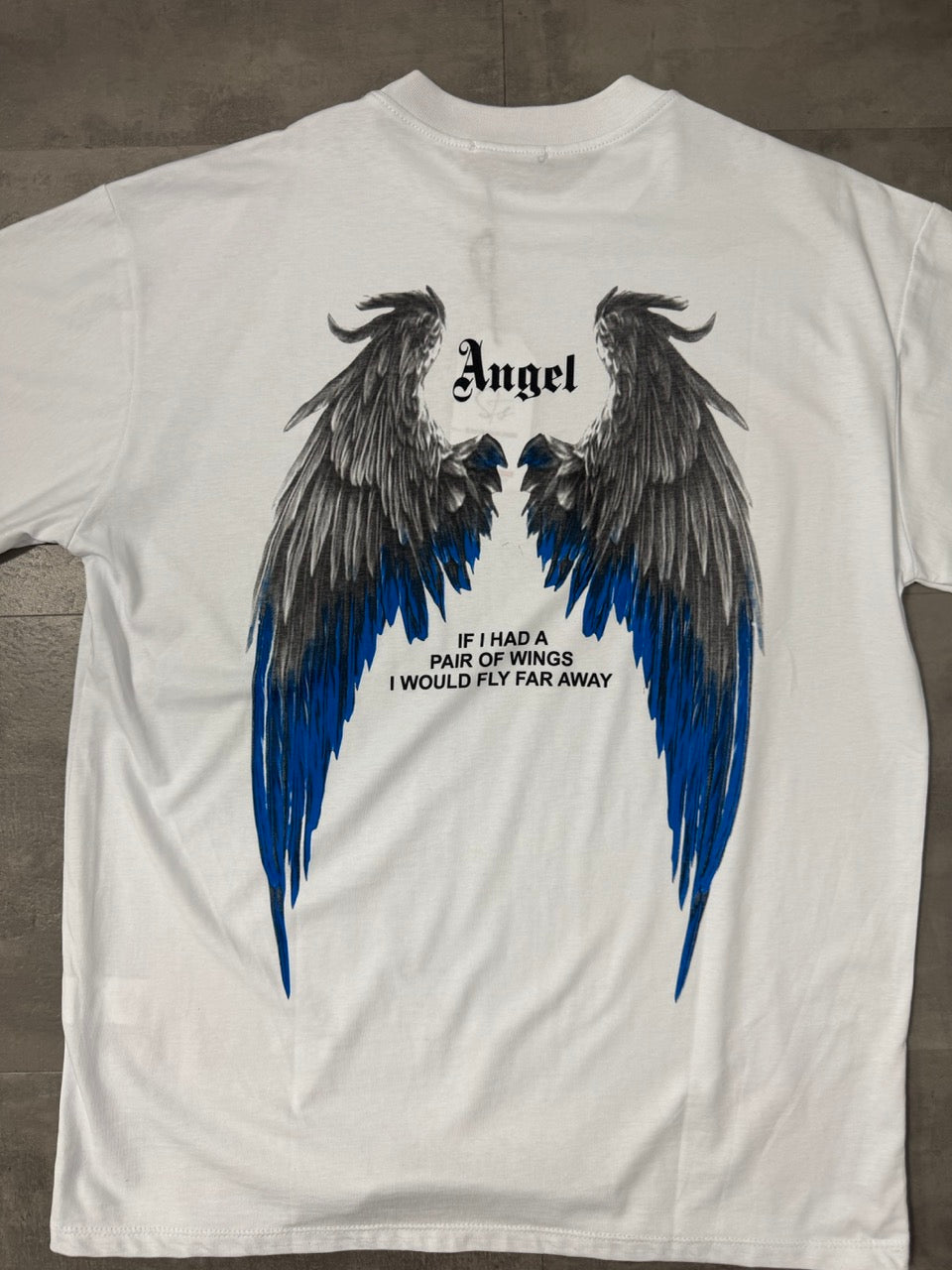 T-shirt bianca con stampa di ali e scritta "ANGEL" OVERSIZE