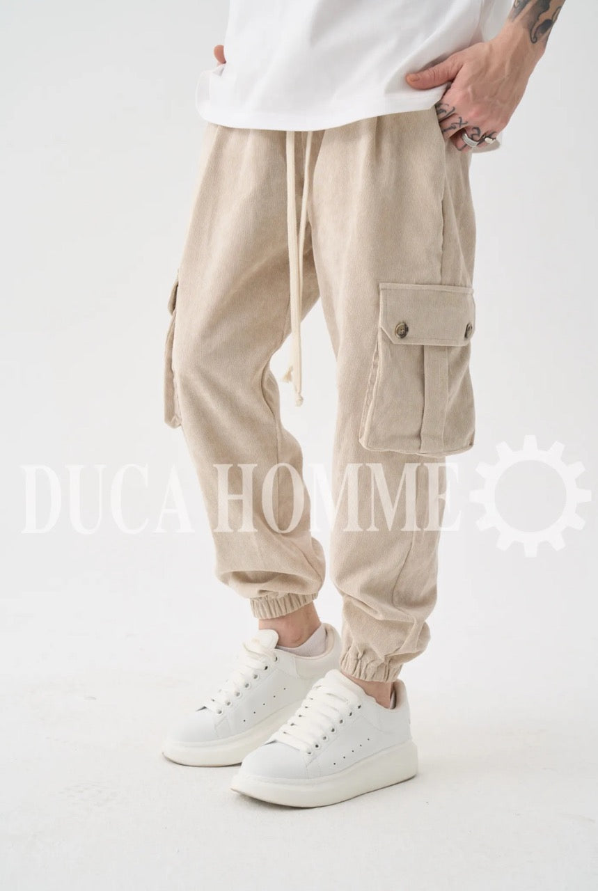 Pantalone cargo beige a millerighe in tessuto leggero