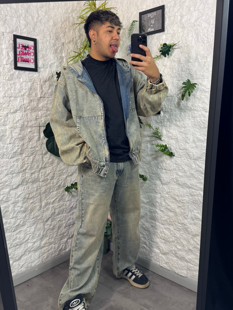 Completo in denim sabbiato con giacca e jeans baggy - OVERSIZE