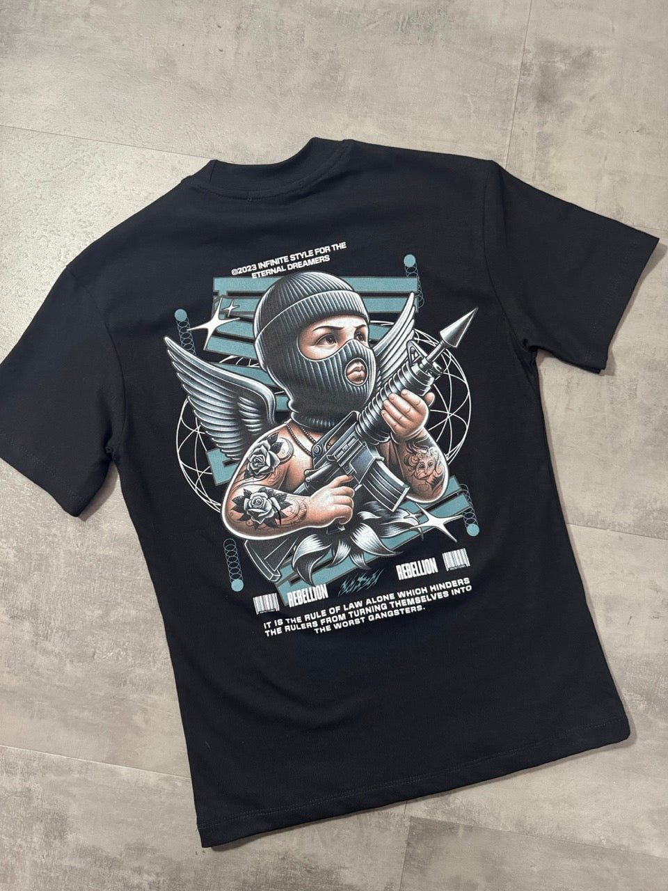 T-shirt nera con stampa "REBELLION" e grafica urban - OVERSIZE 10-16 anni