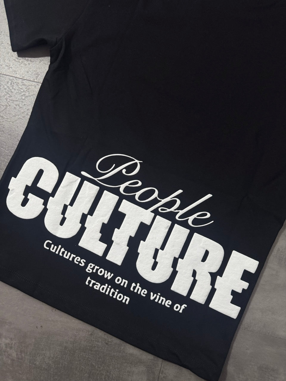 T-shirt nera con stampa scritta "CULTURE" 10-16 anni - OVERSIZE