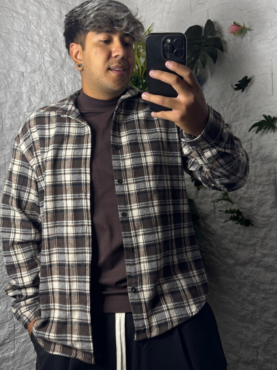 Camicia a quadri marrone e panna in tessuto felpato