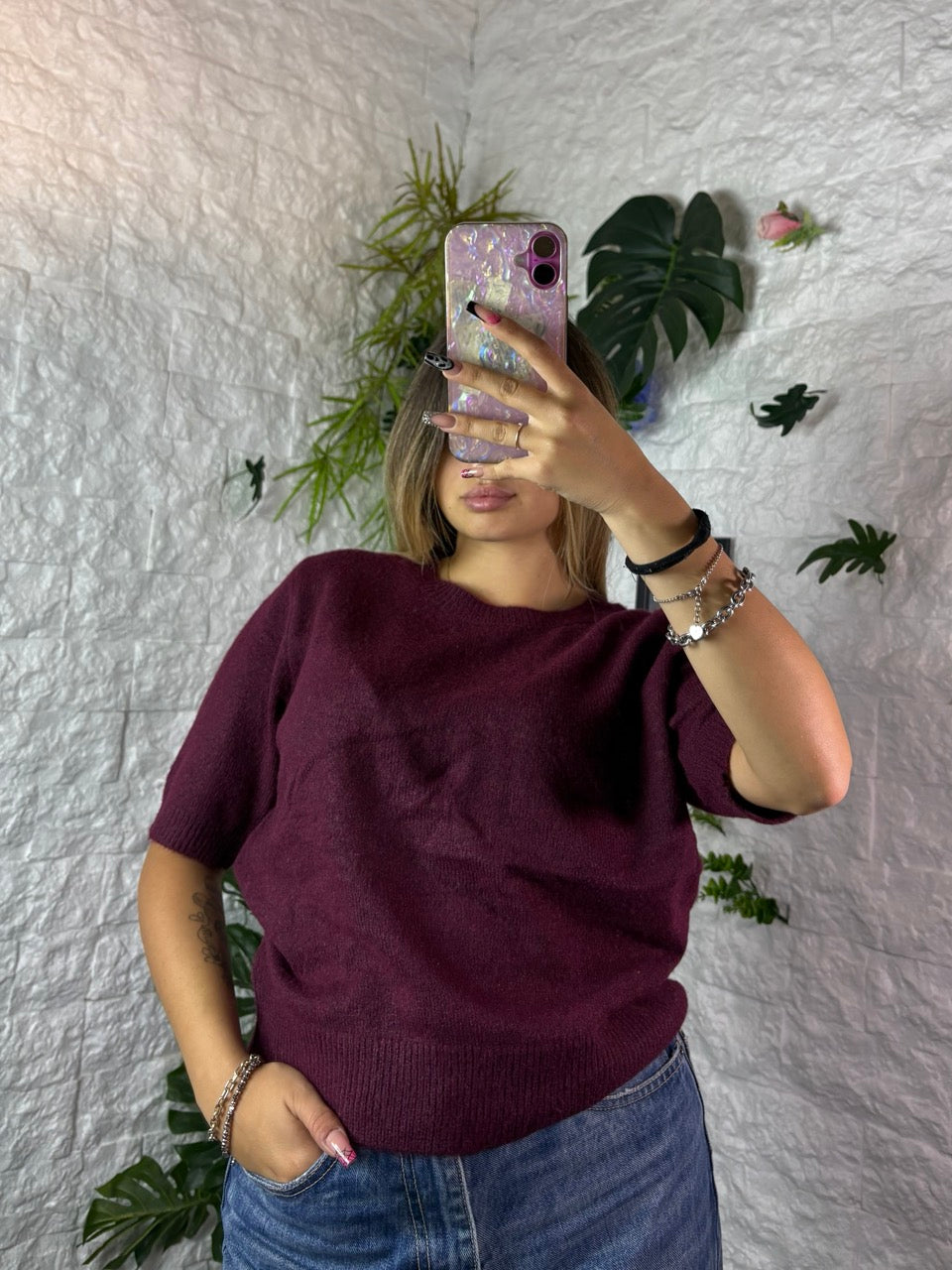 Maglione girocollo in maglia fine a maniche corte tinta unita