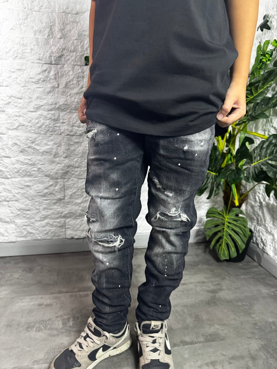 Jeans skinny grigio slavato in denim con strappi e schizzi di vernice 10-16 anni