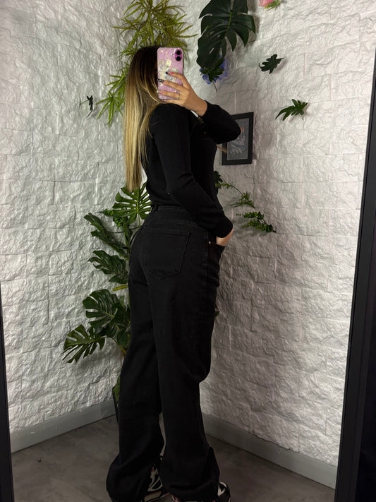 Jeans a palazzo nero slavato in denim con fondo ampio e taglio dritto