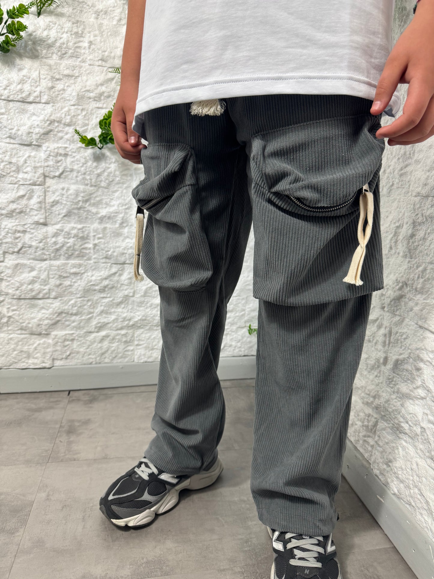 Pantaloni cargo a costine piombo con fondo ampio 10-16 anni PA613