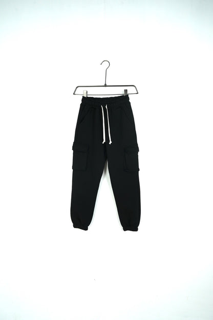 Pantalone cargo nero in tuta con tasconi e fondo elastico - FELPATO 10-16 anni