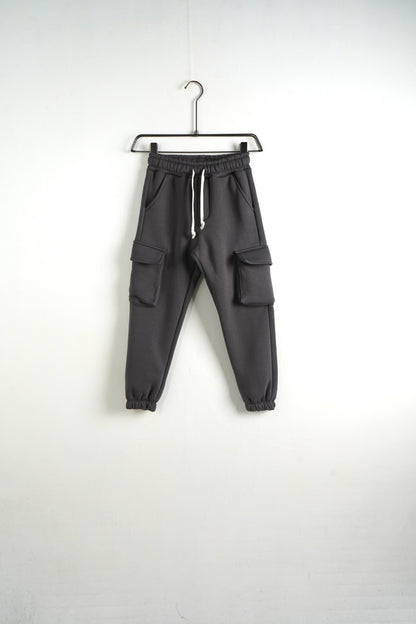 Pantalone cargo piombo in tuta con tasconi e fondo elastico - FELPATO 10-16 anni