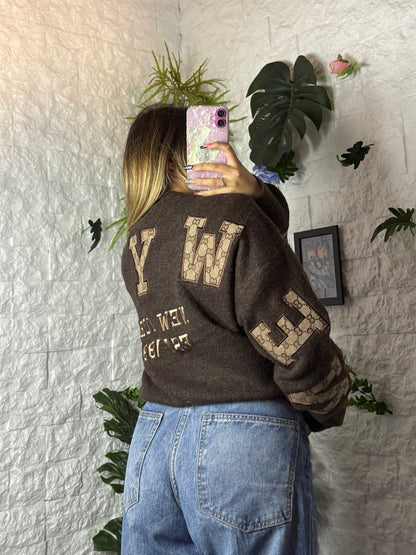 Maglione oversize con scritta ricamata NY