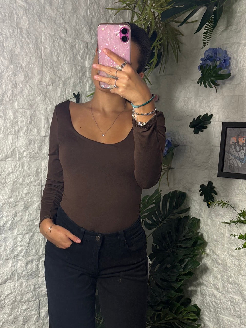 Body aderente in cotone elasticizzato con scollo a U a manica lunga