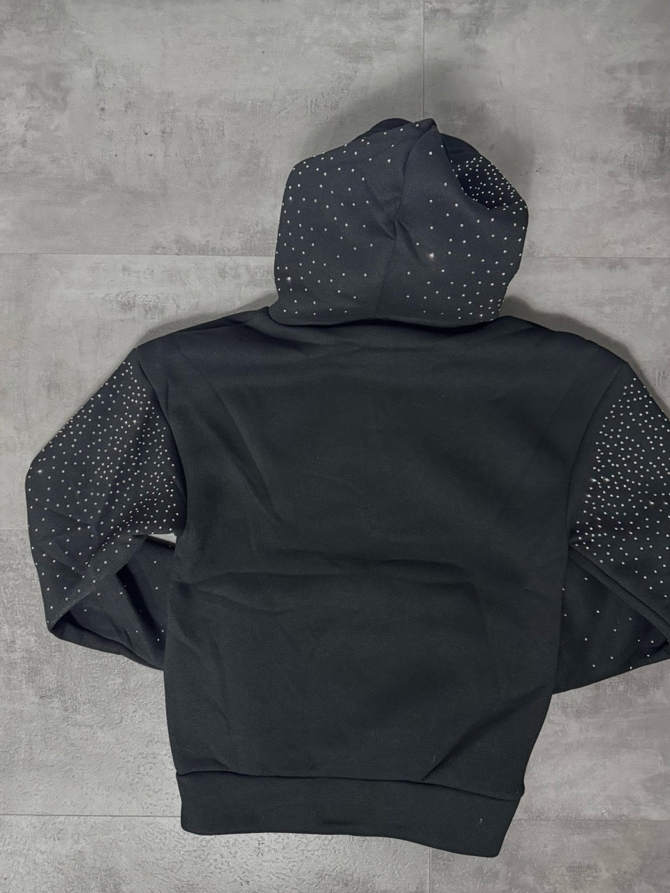 Felpa nera con cappuccio e dettagli brillantinati FELPATO 1016 anni