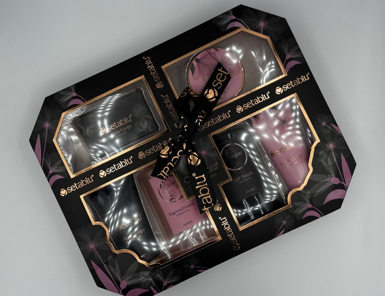 Set corpo donna con bagnoschiuma gel doccia crema corpo scrub e sapone