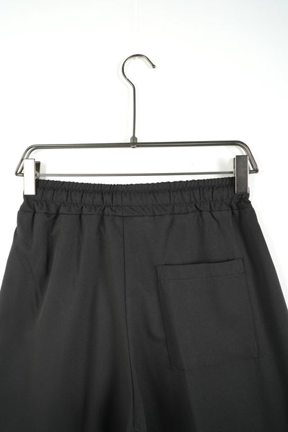 Pantalone nero OVERSIZE con vita elasticizzata e laccio