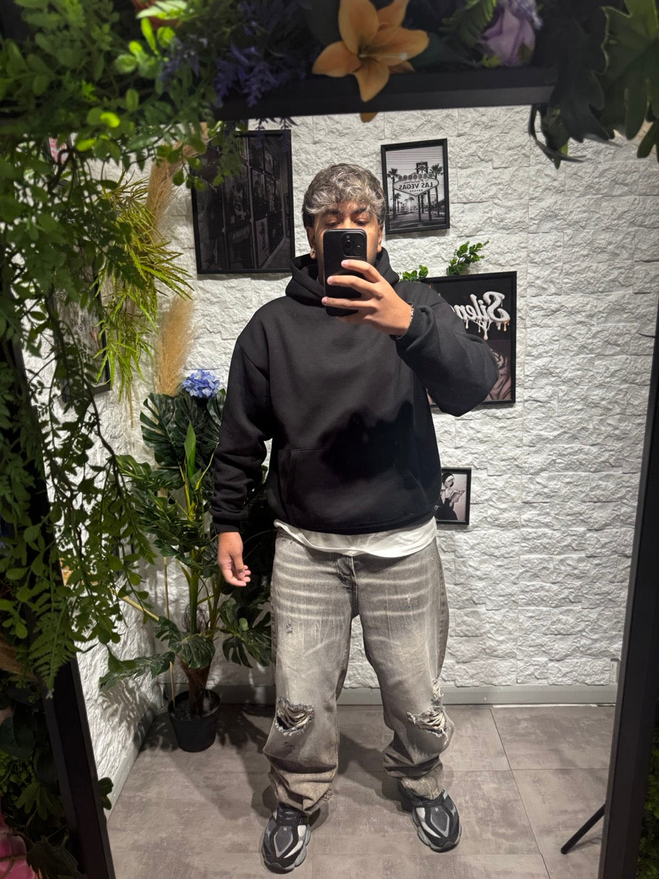 Jeans baggy grigio chiaro in denim con strappi