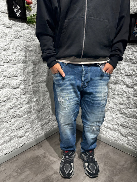 Jeans regular blu medio in denim con strappi