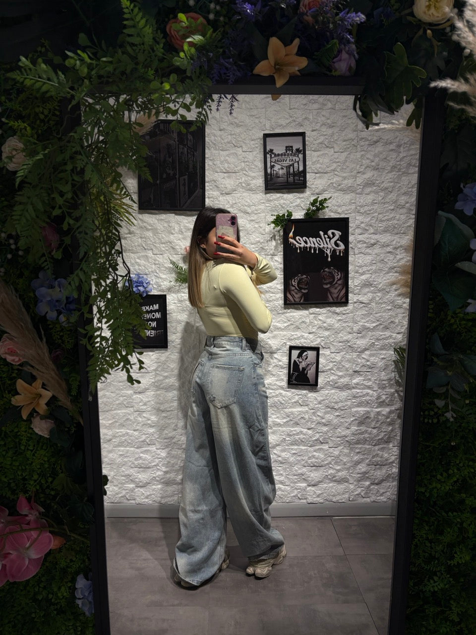 Jeans baggy azzurro chiaro in denim leggermente sabbiato