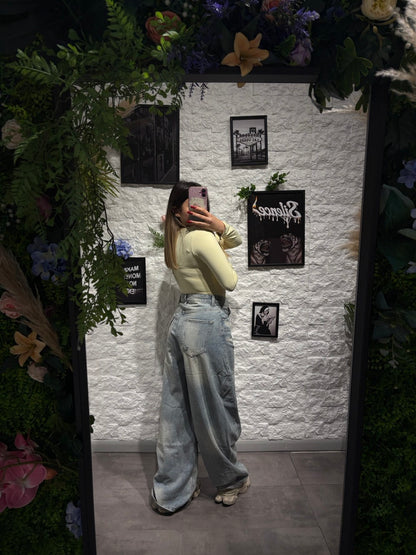 Jeans baggy azzurro chiaro in denim leggermente sabbiato