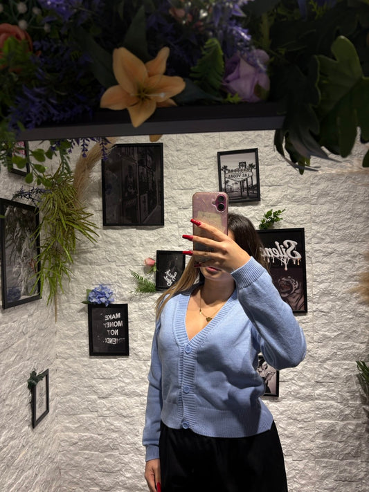 Cardigan leggero in maglia con scollo a V e bottoni frontali