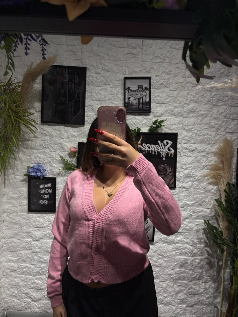 Cardigan leggero in maglia con scollo a V e bottoni frontali