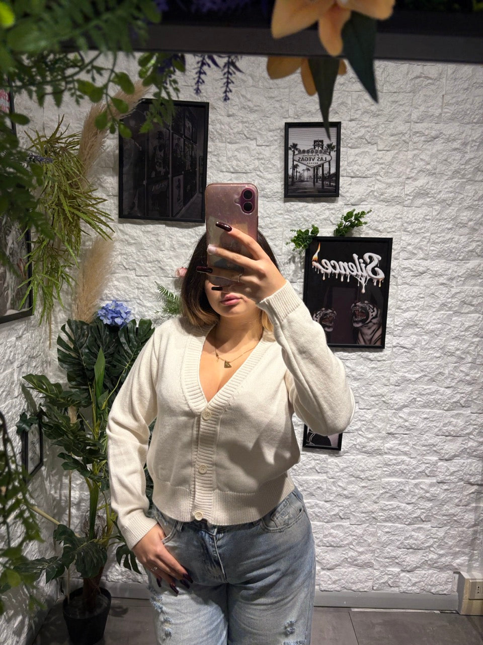 Cardigan leggero in maglia con scollo a V e bottoni frontali