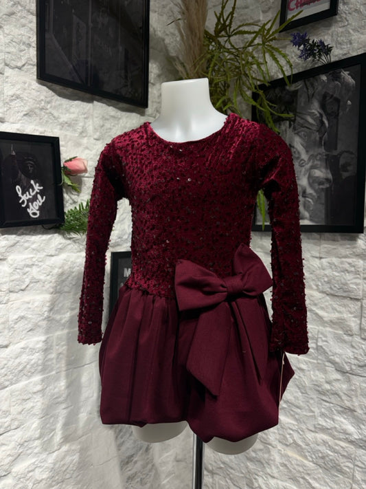 Abito bordeaux con paillettes e fiocco laterale 4-14 anni