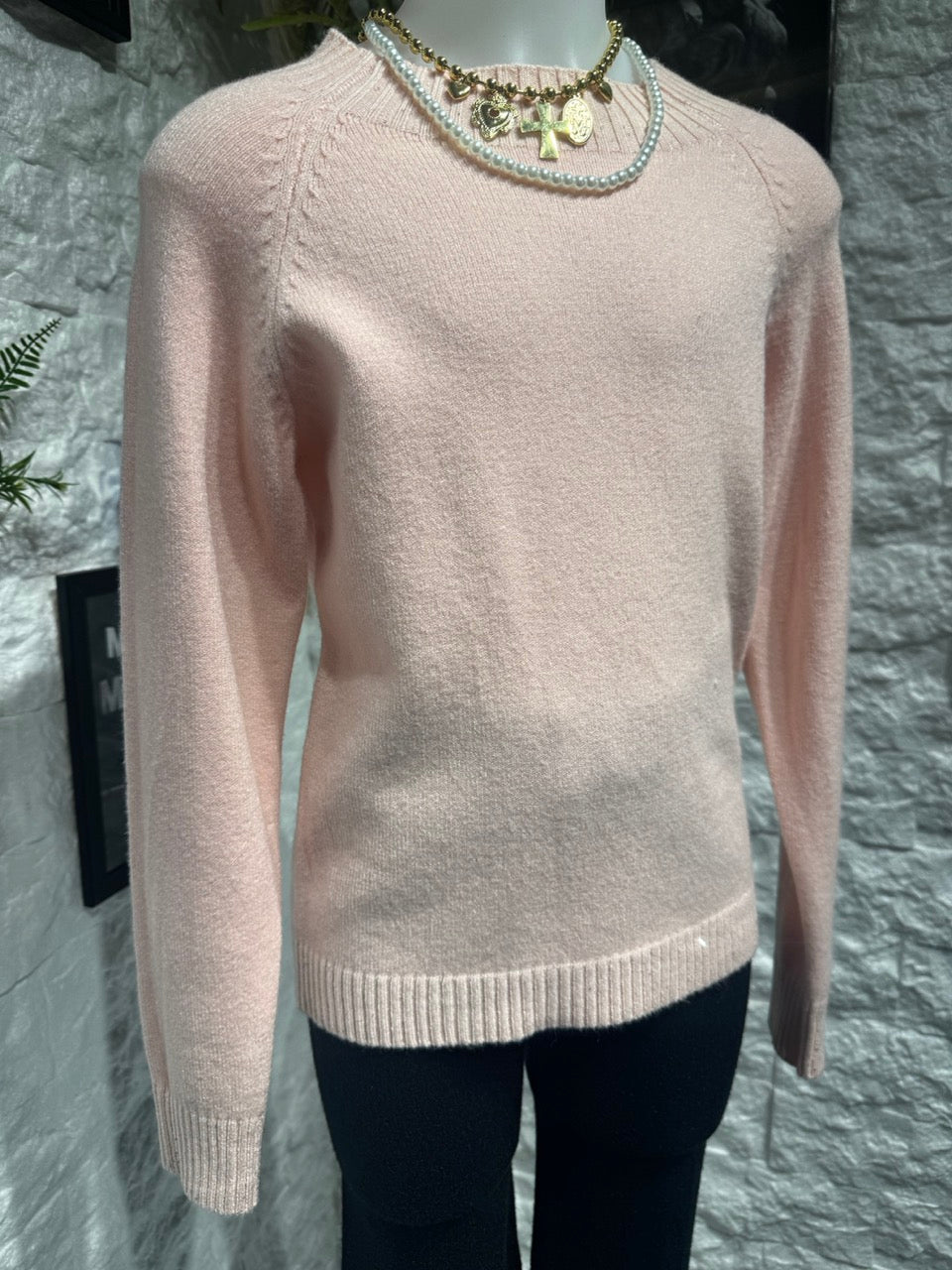 Maglioncino rosa in maglia con polsini brillantinati 4-12 anni