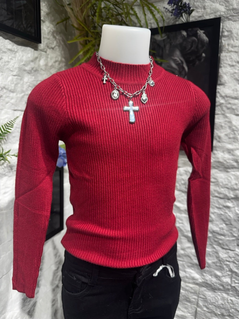 Maglioncino bordeaux in maglia a costine con mezzo collo 4-12 anni