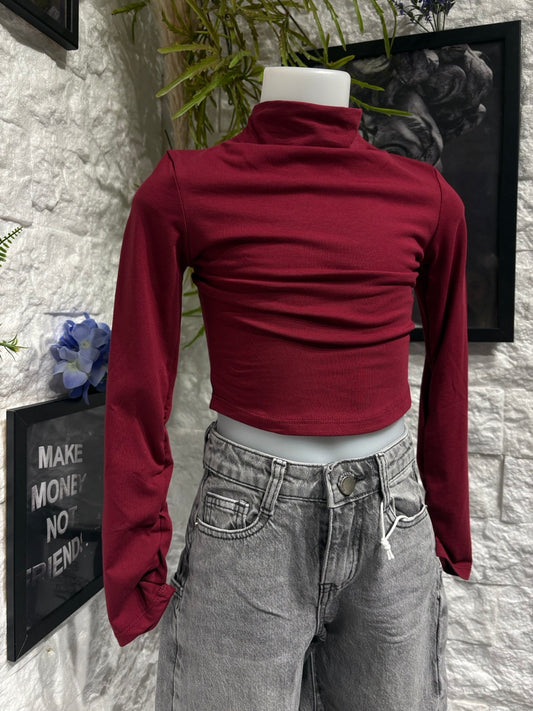 T-shirt bordeaux in tinta unita con mezzo collo alto 4-14 anni