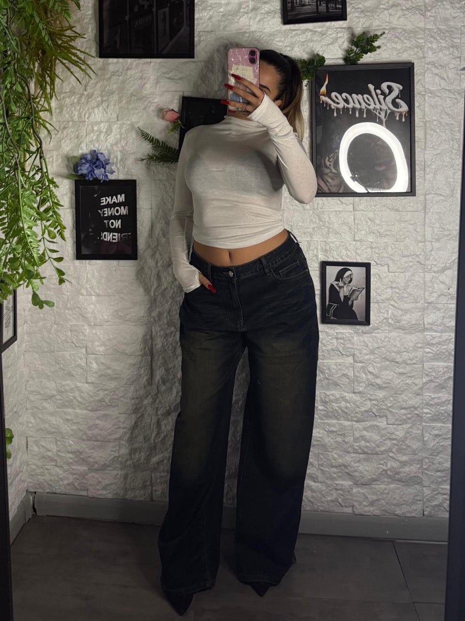 Jeans a palazzo blu scuro in denim con lavaggio sfumato